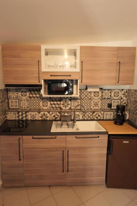 Appartement Centre Ville -- Pierrelatte Zewnętrze zdjęcie