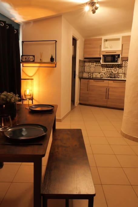 Appartement Centre Ville -- Pierrelatte Zewnętrze zdjęcie
